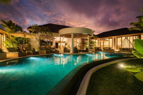 The Blue Parrot Villa by BaliSuperHost